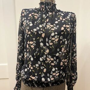 FEMININE CHIFFON TOP